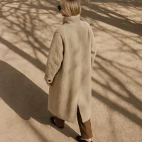 Vêtements d'extérieur pour Femmes  du grossiste en vêtements Garçonne en France