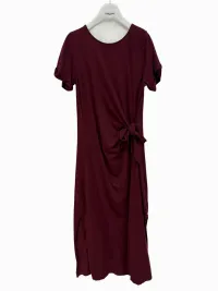 MulherVestidos de distribuidor de roupas Garçonne em França
