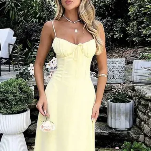 Women's Dresses from clothing wholesaler Max Design Srl (成功时尚) in Italy