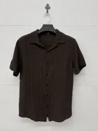 Men's Tops from clothing wholesaler 君达贸易 JUNDA TRADING in Italy
