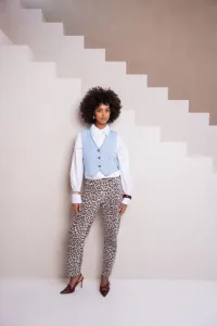 Kadınlar'in En fazla'si REDIAL giyim toptancısından Fransa'te