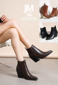 MulherSapatos de distribuidor de roupas BG VICTORIA / JM.DIAMANT em França