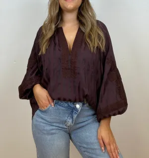 Women's Tops from clothing wholesaler Carla Raffi in France