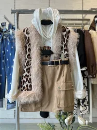 Kadınlar'in Dış giyim'si laifashion giyim toptancısından İspanya'te