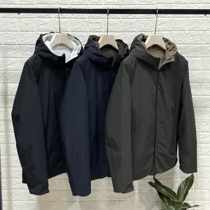 Giacche/Cappotti per Unisex dal grossista di abbigliamento ALLEN MODA in Italia