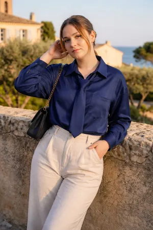 Women's Tops from clothing wholesaler AMY&CLO in vogue in France