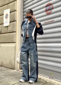 Jeans per Donne dal grossista di abbigliamento YK SRL in Italia