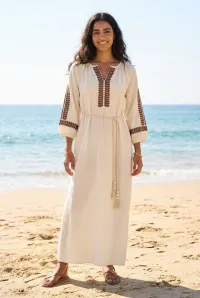 Women's Dresses from clothing wholesaler Paris et Moi in France