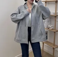 Mujer de Abrigo del mayorista de ropa OLYTO en Francia