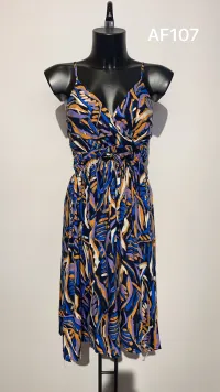 Mujer de Vestidos del mayorista de ropa CMMODE en Francia