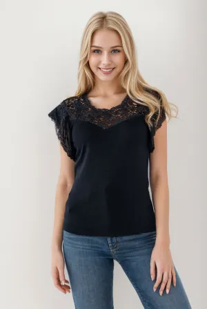 Hauts pour Femmes  du grossiste en vêtements CMMODE en France