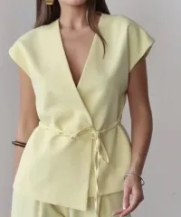 Women's Tops from clothing wholesaler MIMI MODA in Italy