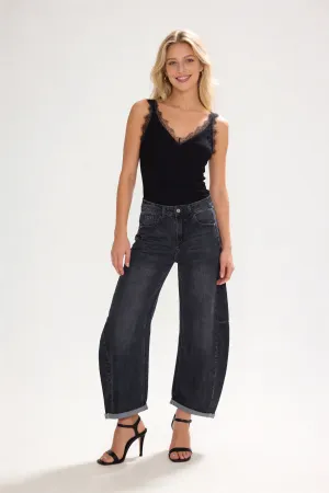 MulherTops de distribuidor de roupas 3D DEMIN em Itália