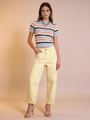 MulherTops de distribuidor de roupas 3D DEMIN em Itália