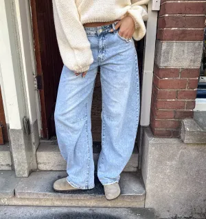 Jeans pour Femmes du grossiste en vêtements Queen Hearts en France