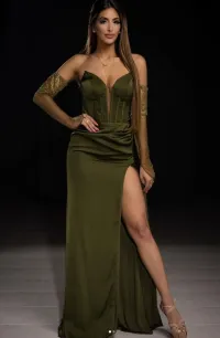 MulherVestidos de distribuidor de roupas Pinkboom em França