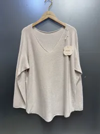 Women's Tops from clothing wholesaler Pinka in France