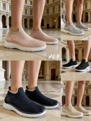 Unisex's Shoes from clothing wholesaler HUATONG CALZATURE in Italy