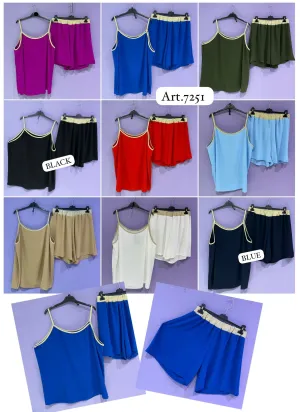 Unisex's Tops from clothing wholesaler Danny in Italy