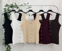 Hauts pour Femmes du grossiste en vêtements ELE. en Italie