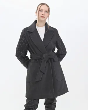 Women's Outerwear from clothing wholesaler VEGER TEKSTİL TURİZM SANAYİ VE TİCARET LİMİTED ŞİRKETİ in Turkey