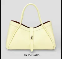 Women's Bags from clothing wholesaler HU GROUP ITALIA BAGS & ACCESSORIES in Italy
