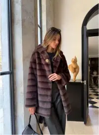 Mujer de Abrigo del mayorista de ropa Pronto Moda Julia en Italia