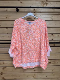 Mujer de Tops del mayorista de ropa Helenashowroom GmbH en Alemania