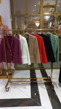 Kadınlar'in Dış giyim'si Rodnik fashion giyim toptancısından Türkiye'te