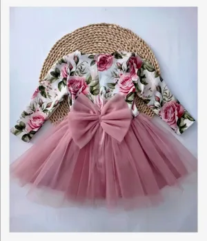 Babies and kids's Dresses from clothing wholesaler Lulu in Poland