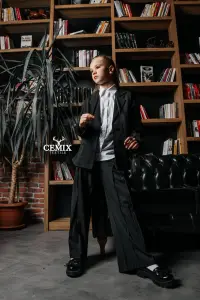 AdolescenteCasacos de distribuidor de roupas CEMIX TEXTILE em Turquia