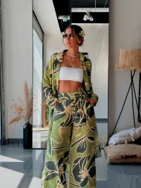 Mujer de Abrigo del mayorista de ropa FENOMEN en Francia