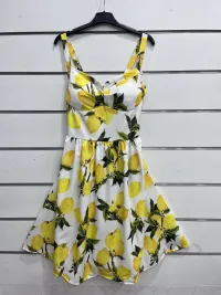 Mujer de Vestidos del mayorista de ropa Chiara Moda en Italia