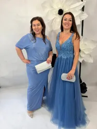 MulherVestidos de distribuidor de roupas Vanessa Collection em Polônia