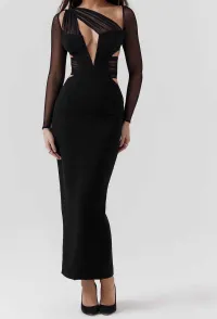 Women's Dresses from clothing wholesaler nomorefashion srl in Italy