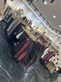 Giacche/Cappotti per Donne dal grossista di abbigliamento Hui Da in Italia