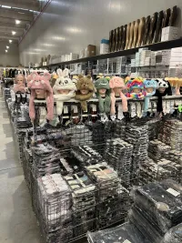 UnissexoAcessórios de distribuidor de roupas FLOCK 珠光 em Itália