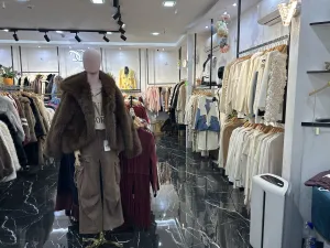 Mujer de Abrigo del mayorista de ropa Hui Da en Italia