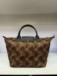 Borse per Donne dal grossista di abbigliamento Jastinleather in Italia