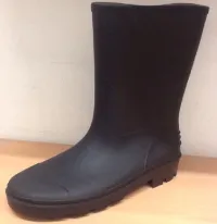 UnissexoSapatos de distribuidor de roupas Silge srl em Itália