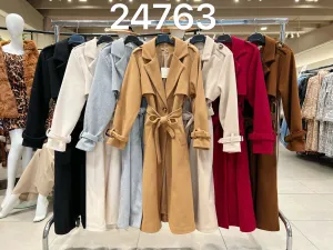 Vêtements d'extérieur pour Femmes du grossiste en vêtements Vanìs en Italie