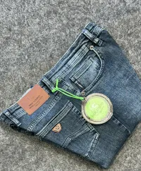 Unisex'in Jeans'si ÖZ ALTUNLAR KONFEKSİYON CEMAL ALTUN giyim toptancısından Türkiye'te