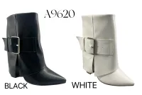 Scarpe per Donne dal grossista di abbigliamento Love & Feet Srls in Italia