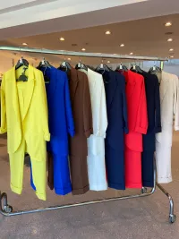 Unisexo de Abrigo del mayorista de ropa SUNWAY MILANO en Italia