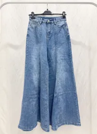 Jeans per Donne dal grossista di abbigliamento ELEVEN in Italia