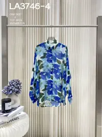 MulherTops de distribuidor de roupas New epoch em França