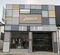 Hauts pour Femmes  du grossiste en vêtements JUNCO en Espagne