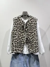 Hauts pour Femmes  du grossiste en vêtements W.studio - Intuition Paris en France