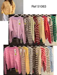 Women's Tops from clothing wholesaler Gazelle jumelle in France