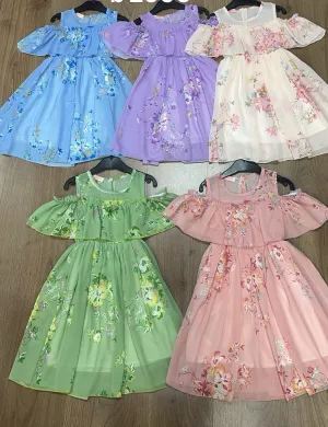 Babies and kids's Dresses from clothing wholesaler Xinxin srl in Italy